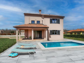 Holiday Home Villa Shea by Interhome